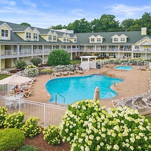 Kelleys Island Venture Resort & Conference Center